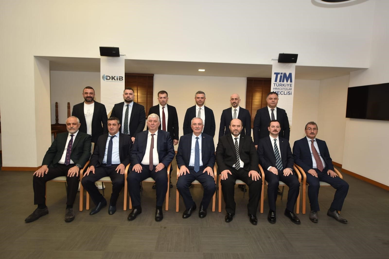 DKİB GENEL KURULU'NDA SELÇUK İSKENDER BAŞKAN SEÇİLDİ