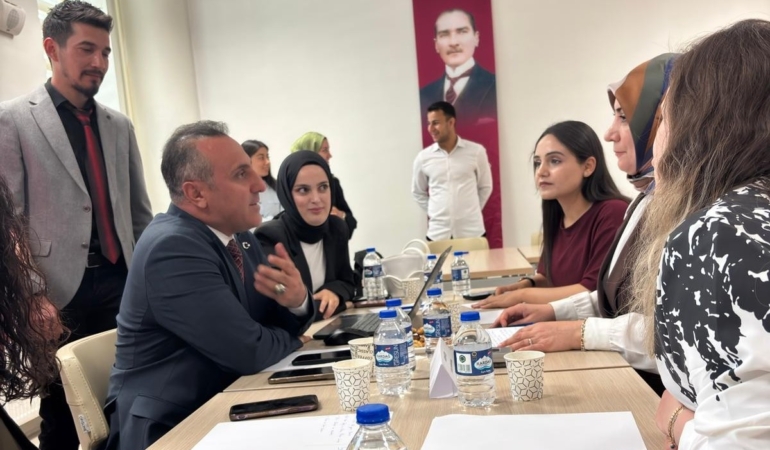 Hemşirelik Öğrencilerinin Klinik Süreci Masaya Yatırıldı
