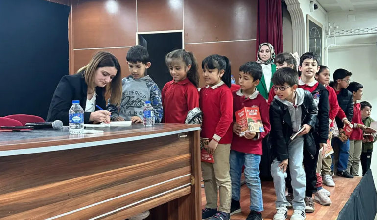 Köse’de “Atlas’ın Gizemi” Heyecanı: Yazar Elif Öktem Öğrencilerle Buluştu