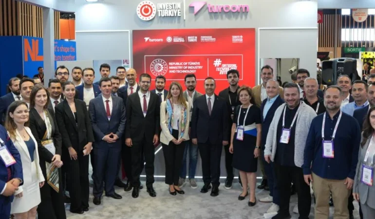 Türkiye’nin teknoloji girişimleri Fransa’da görücüye çıkıyor