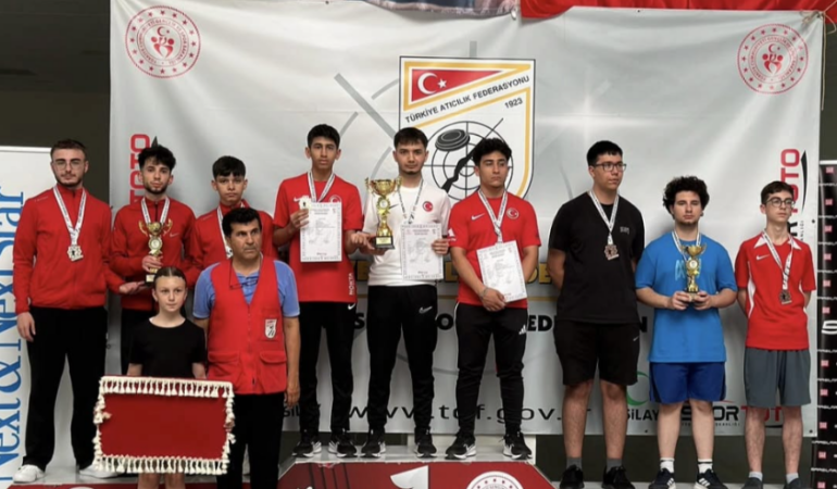 Gümüşhaneli Atıcılar Türkiye Şampiyonası’nda Kürsüde