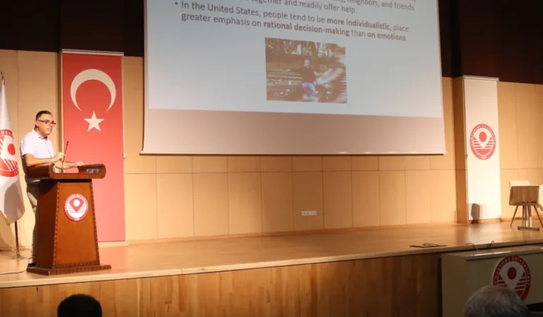 Gümüşhane Üniversitesinde Uluslararası Konferans Başladı