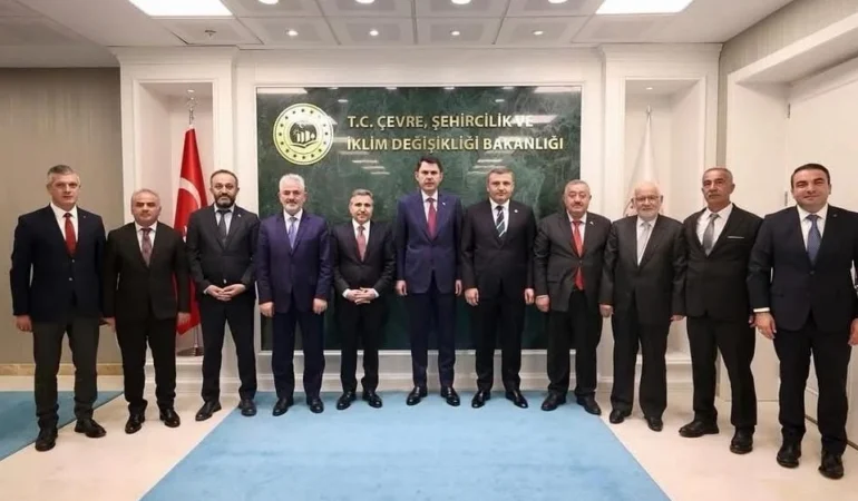 Gümüşhane Heyetinden Bakan Kurum’a Yatırım Ziyareti