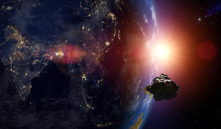 Cumartesi gökyüzüne bakın. Dev asteroit Dünya’nın yanından geçecek