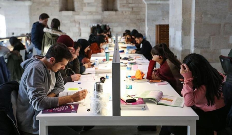 İstanbul’da üniversiteler bir ay erken kapanacak