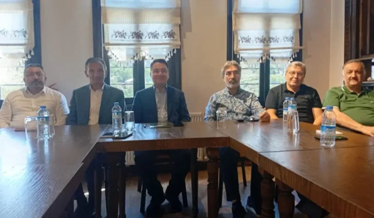 Babacan’dan Gümüşhane için dikkat çeken mesaj: “Göçün temelinde geçim sıkıntısı var”