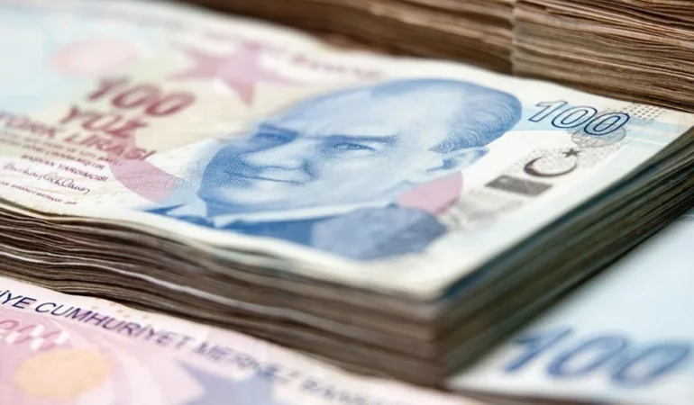 Türk lirasıyla dış ticaret 7 ayda 900 milyar lirayı aştı