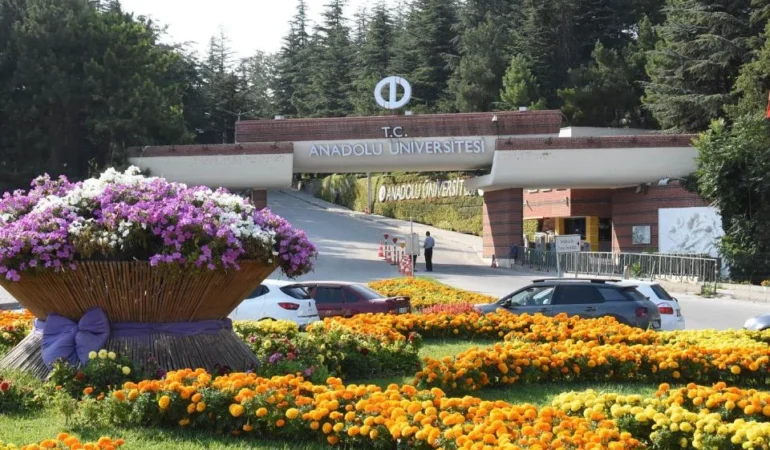 Anadolu Üniversitesinde lisansüstü programlara ikinci başvuru dönemi