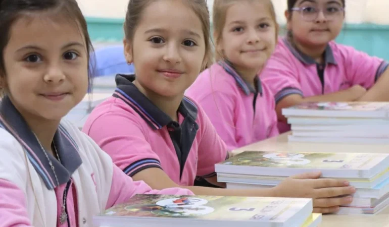 İstanbul’da yaklaşık 2,7 milyon öğrenci yeni eğitim dönemine başlıyor