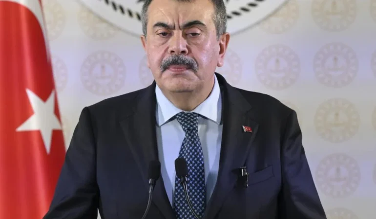 Bakan Tekin: Hedefimiz OECD ülkeleri içinde ilk 5 içinde yer almak